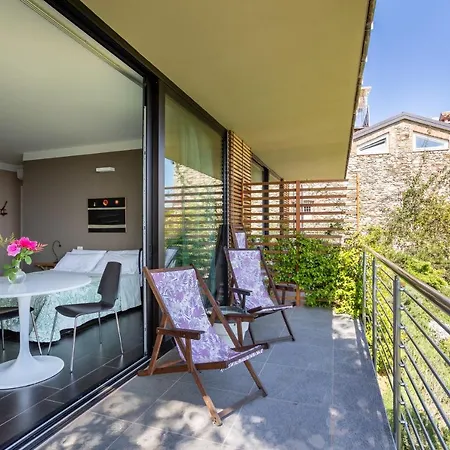 Bed and breakfast La Torretta Studios&suite Lesa