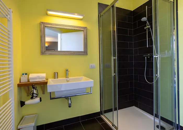 La Torretta & 3* Lesa